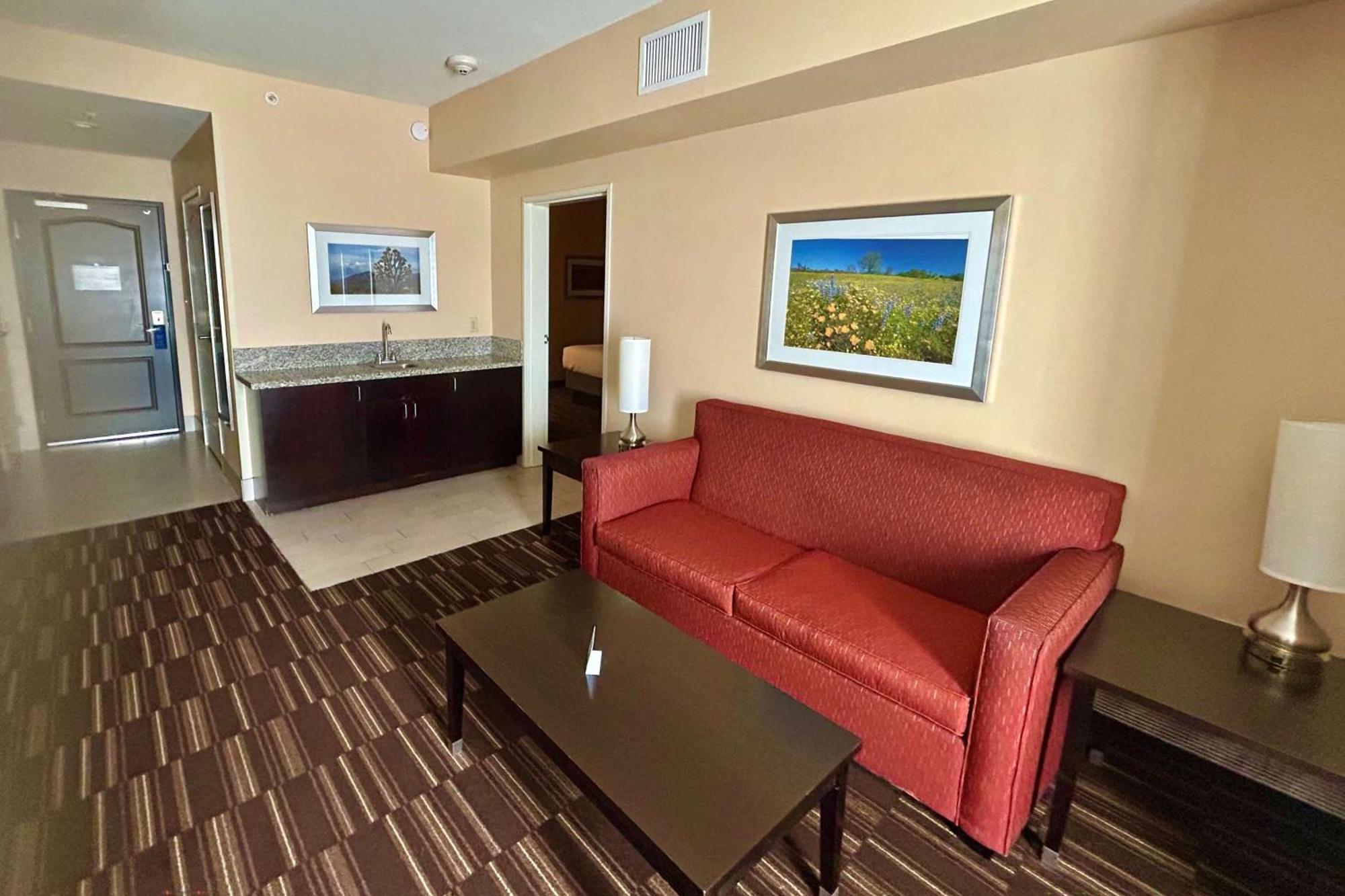 Wyndham Garden Ca Lancaster